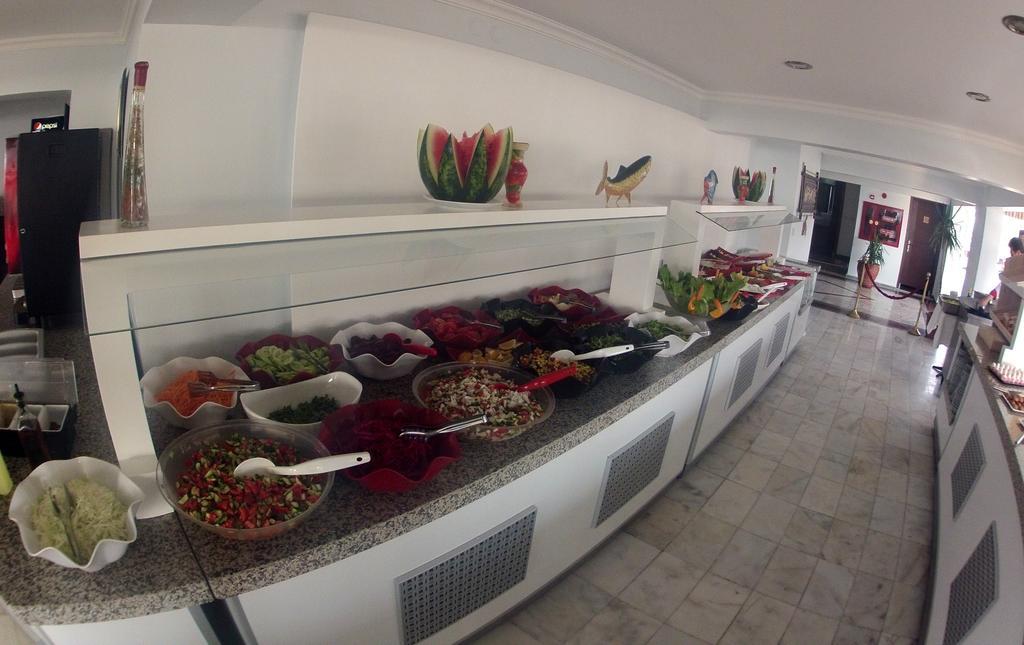 Surtel Hotel كوشاداسيه المظهر الخارجي الصورة