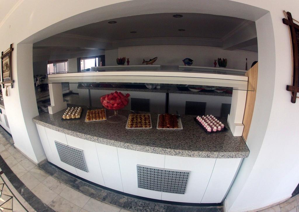 Surtel Hotel كوشاداسيه المظهر الخارجي الصورة